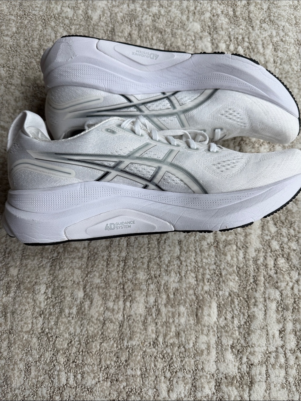 Asics Gel-Kayano 32 White and Gray Men's Running Sneakers - Picture 13 of 13